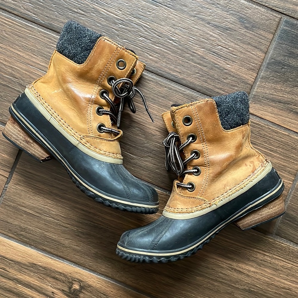 Sorel duck boot